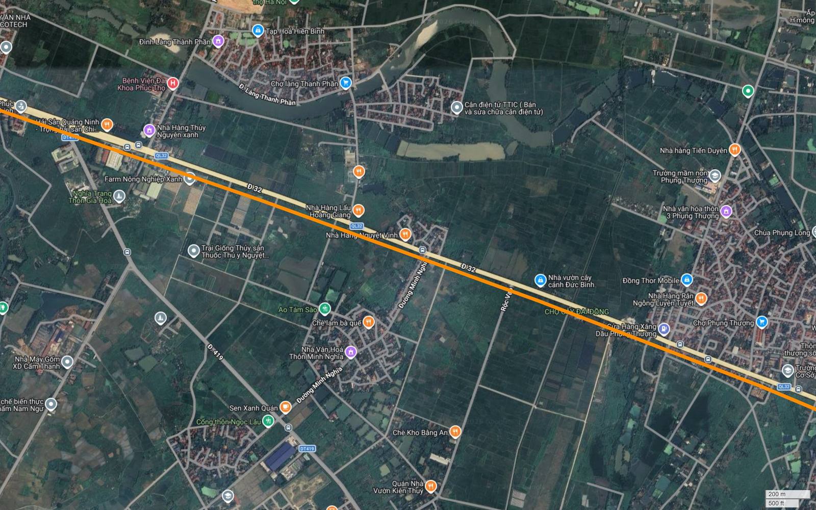 Hành lang metro số 3 Hà Nội đi thẳng dọc Quốc lộ 32 qua Đại Đồng, một khúc sông rộng uốn cong ở phía bắc khung ảnh